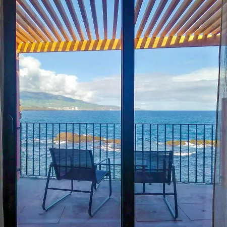 Terreiro Ocean House - Sea View Ferienhaus *