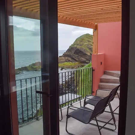 Terreiro Ocean House - Sea View Ferienhaus