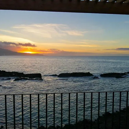 Terreiro Ocean House - Sea View Ferienhaus *