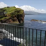 Terreiro Ocean House - Unique Seaside Escape