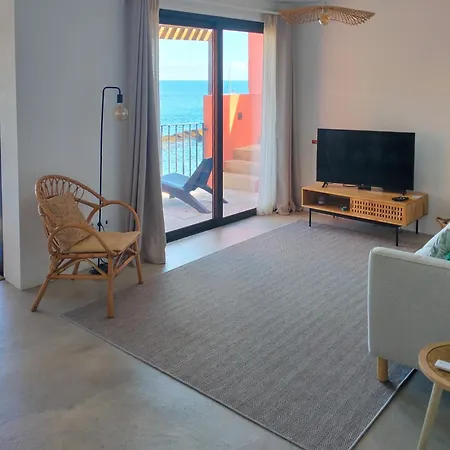 Terreiro Ocean House - Unique Seaside Escape Дом отдыха Сан-Роки